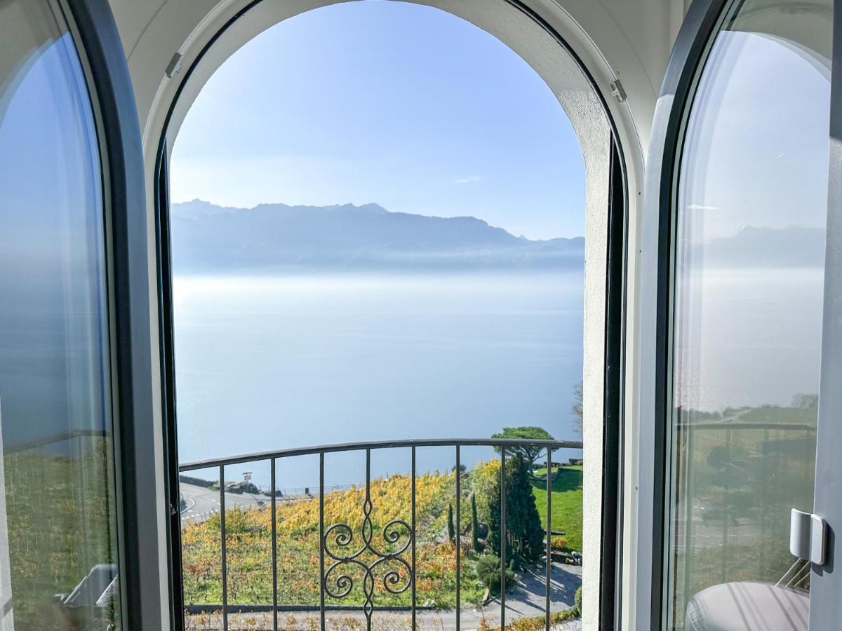 Room With 360° View Overlooking Lake Geneva And Alps Puidoux Exterior photo