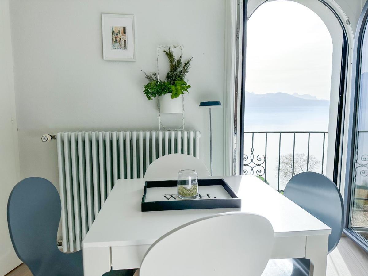 Room With 360° View Overlooking Lake Geneva And Alps Puidoux Exterior photo